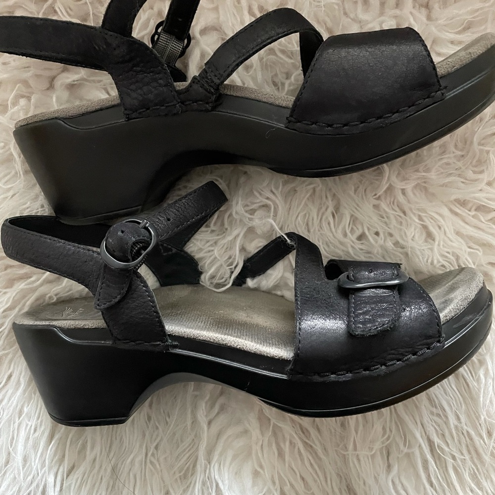 Dansko Sandi Ankle Strap Sandal Size 39 US 9